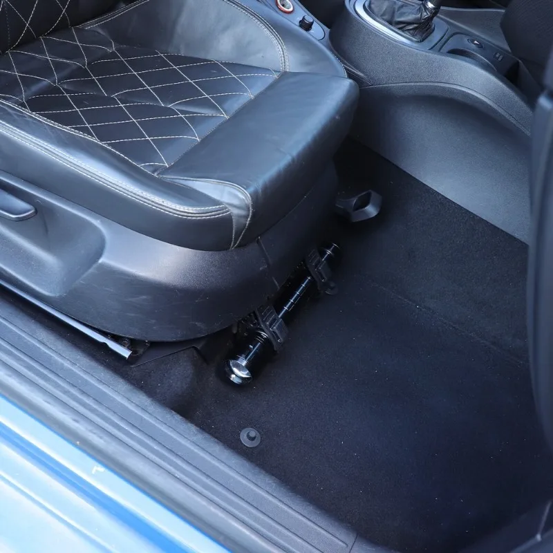 シートレオン 2008-2012 アルミ合金黒車のシート下懐 - Car Accessories Under 1000 のレビューと価格